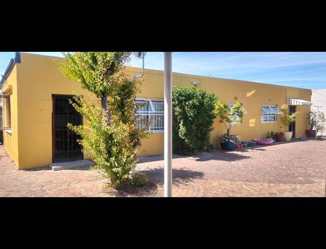 2 BEDROOM PROPERTY TO RENT IN OAKDENE